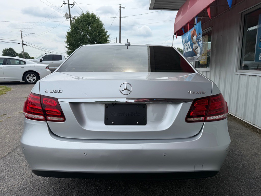 2015 Mercedes-Benz E-Class Image 6