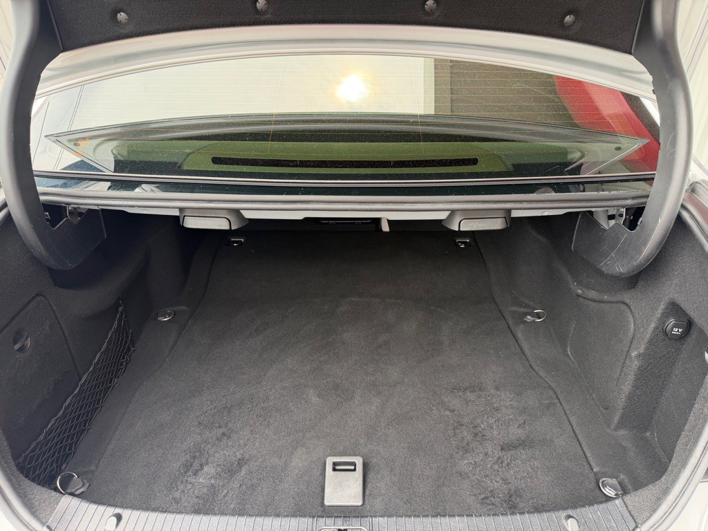 2015 Mercedes-Benz E-Class Image 8