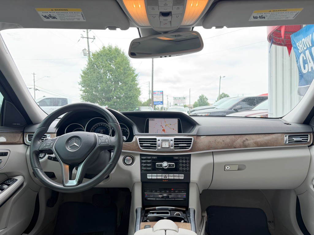 2015 Mercedes-Benz E-Class Image 10