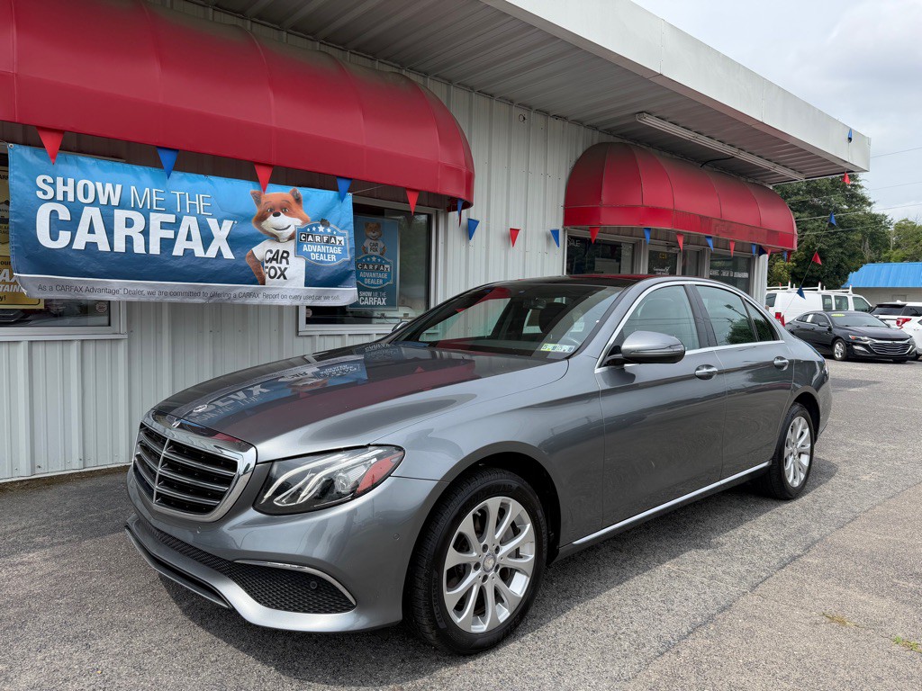2017 Mercedes-Benz E-Class Image 1
