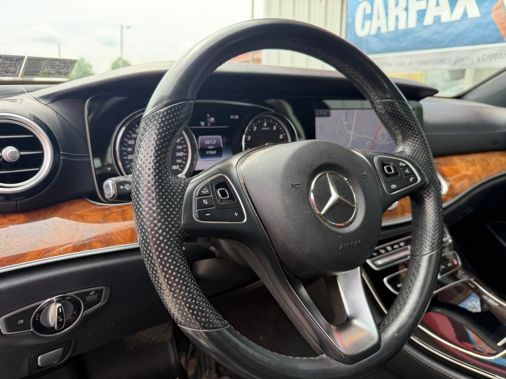 2017 Mercedes-Benz E-Class Image 13