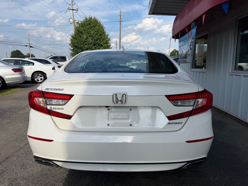 2019 Honda Accord Image 6