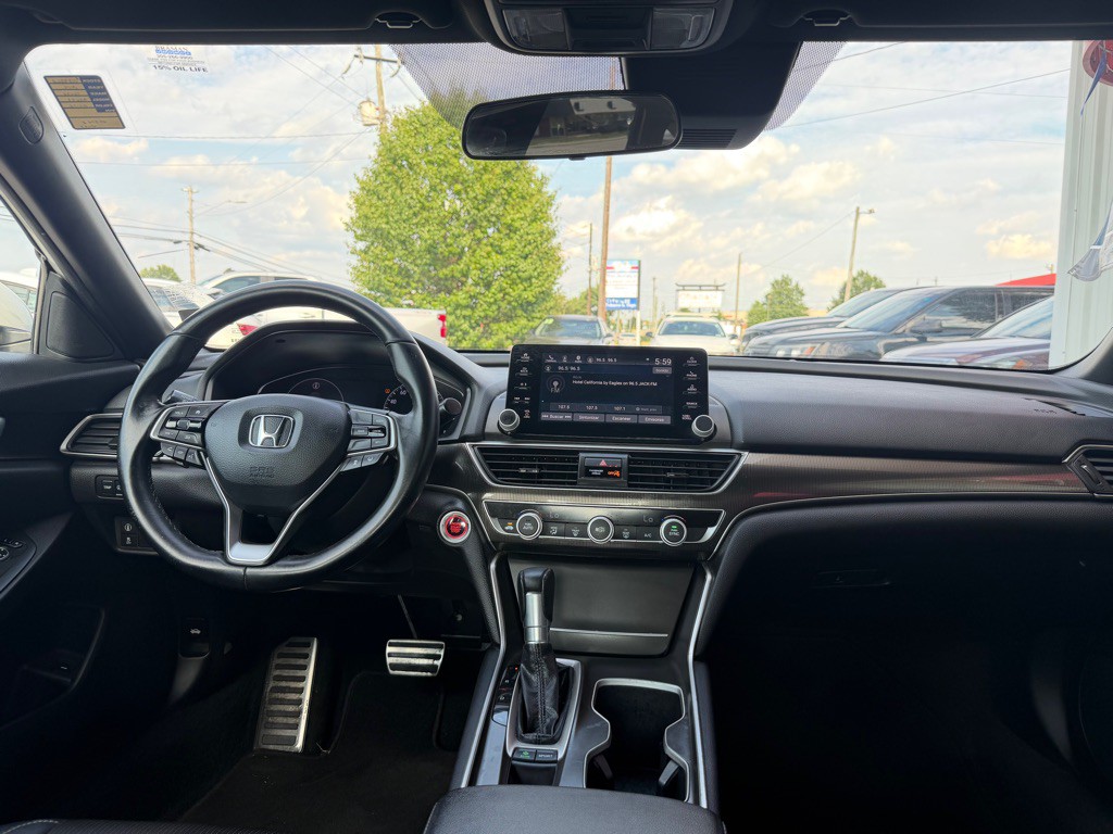 2019 Honda Accord Image 9