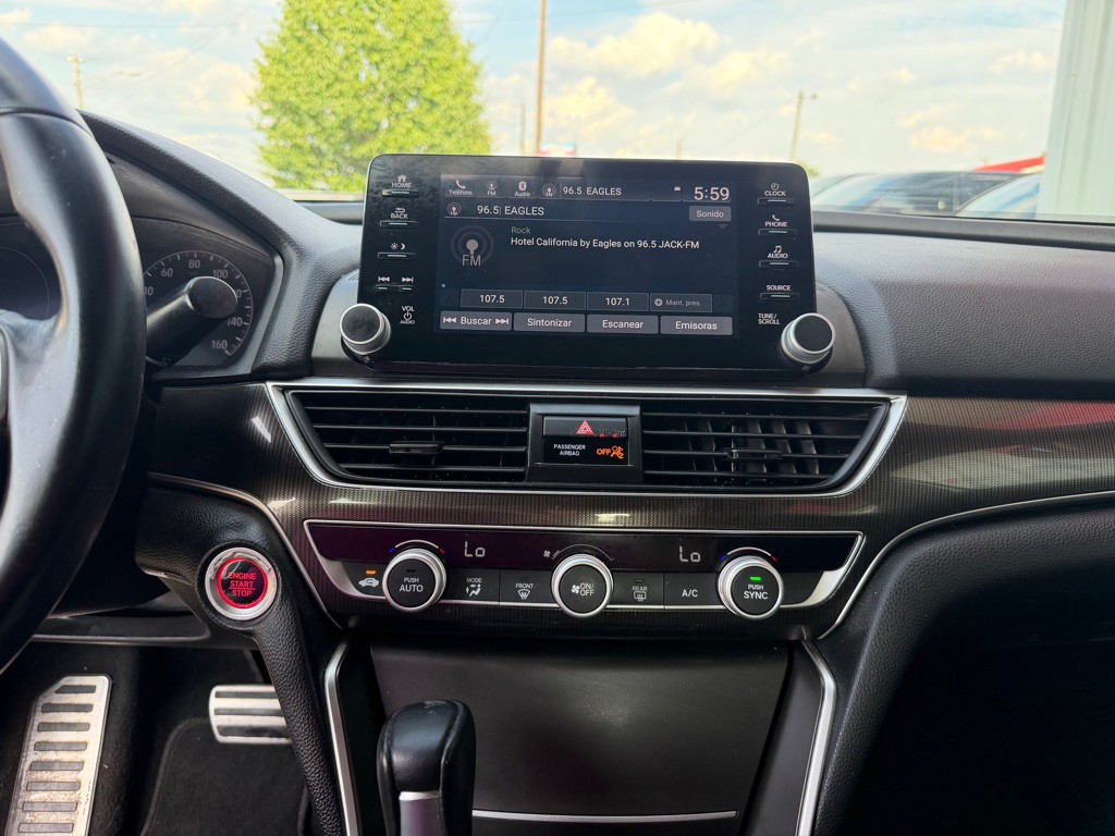 2019 Honda Accord Image 11