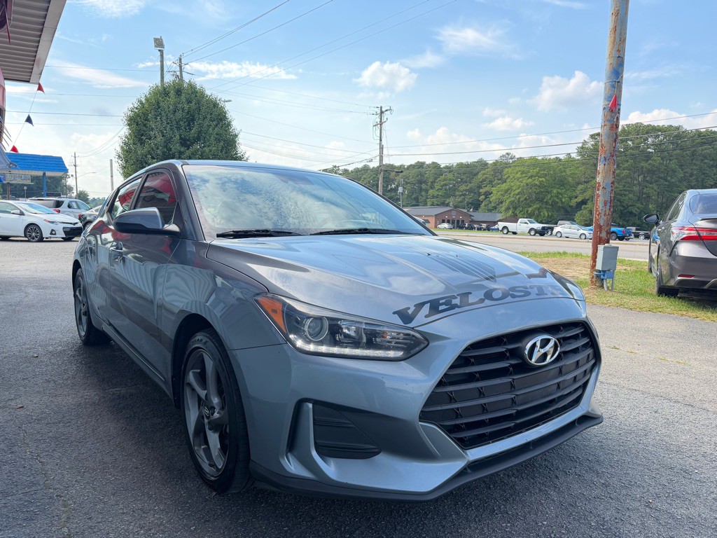 2019 Hyundai Veloster Image 3