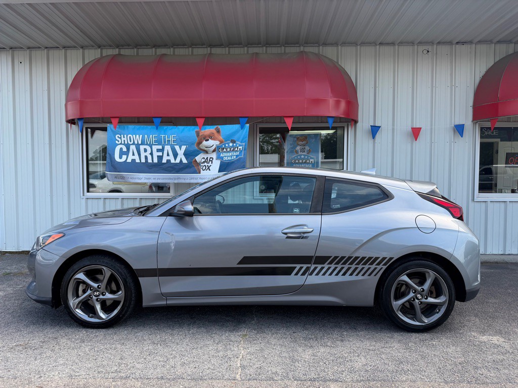 2019 Hyundai Veloster Image 4