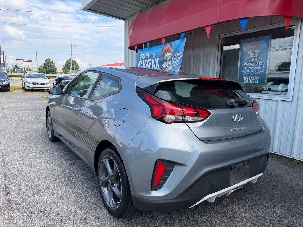 2019 Hyundai Veloster Image 5