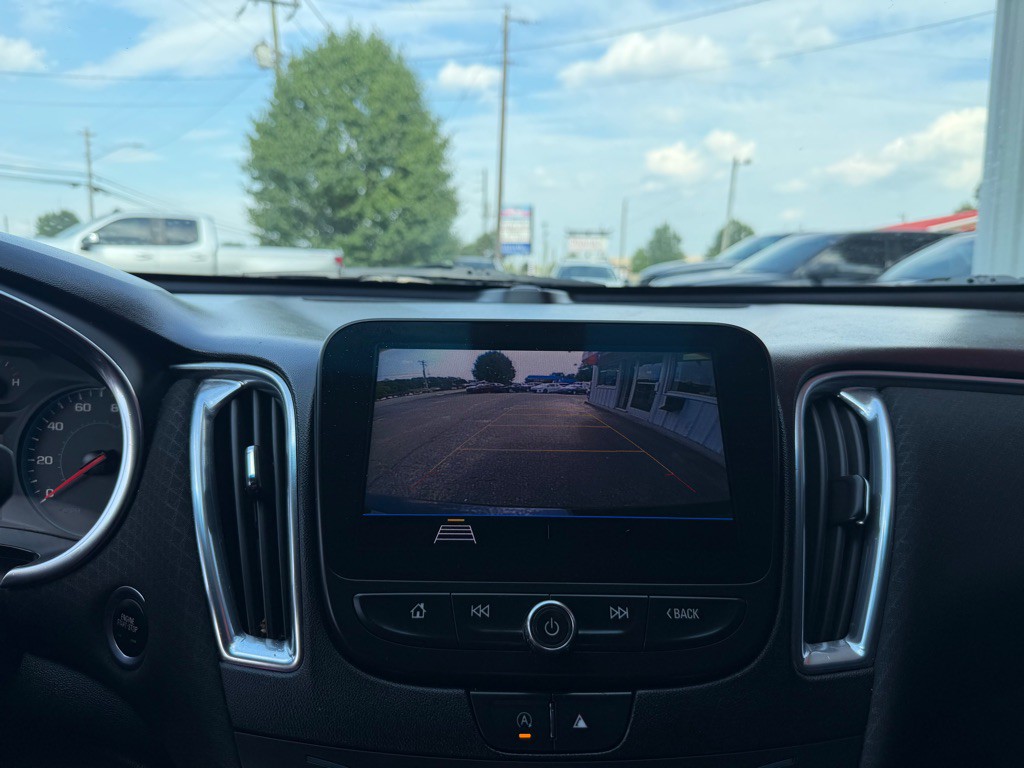 2020 Chevrolet Malibu Image 12