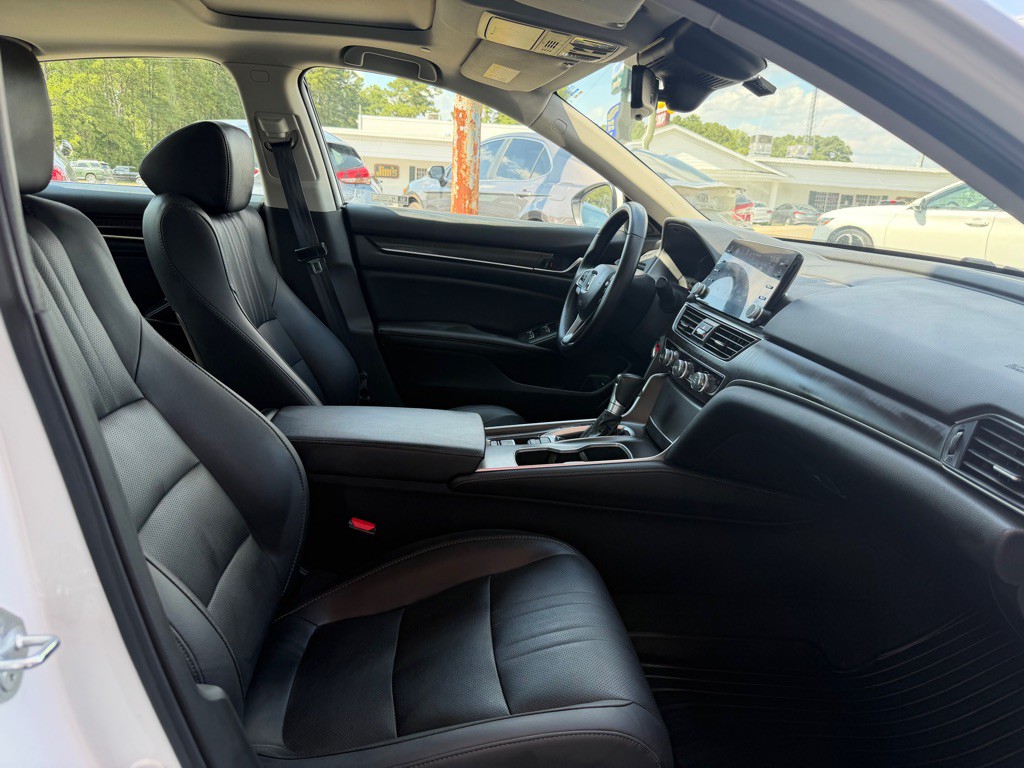 2021 Honda Accord Image 11