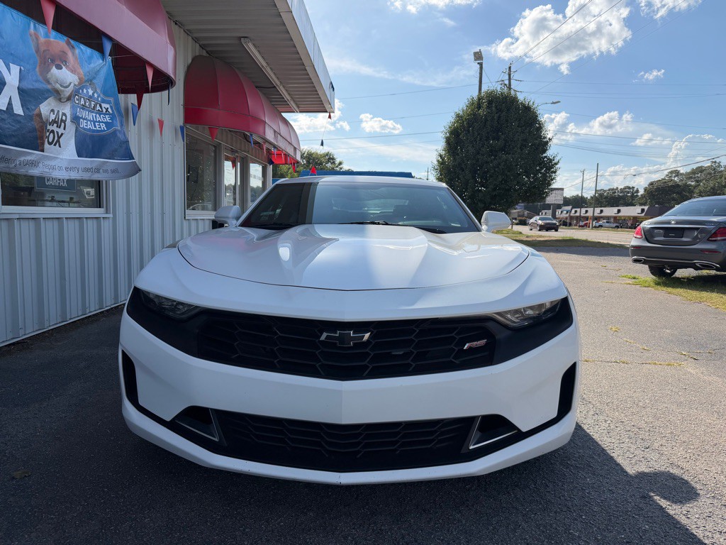 2020 Chevrolet Camaro Image 2