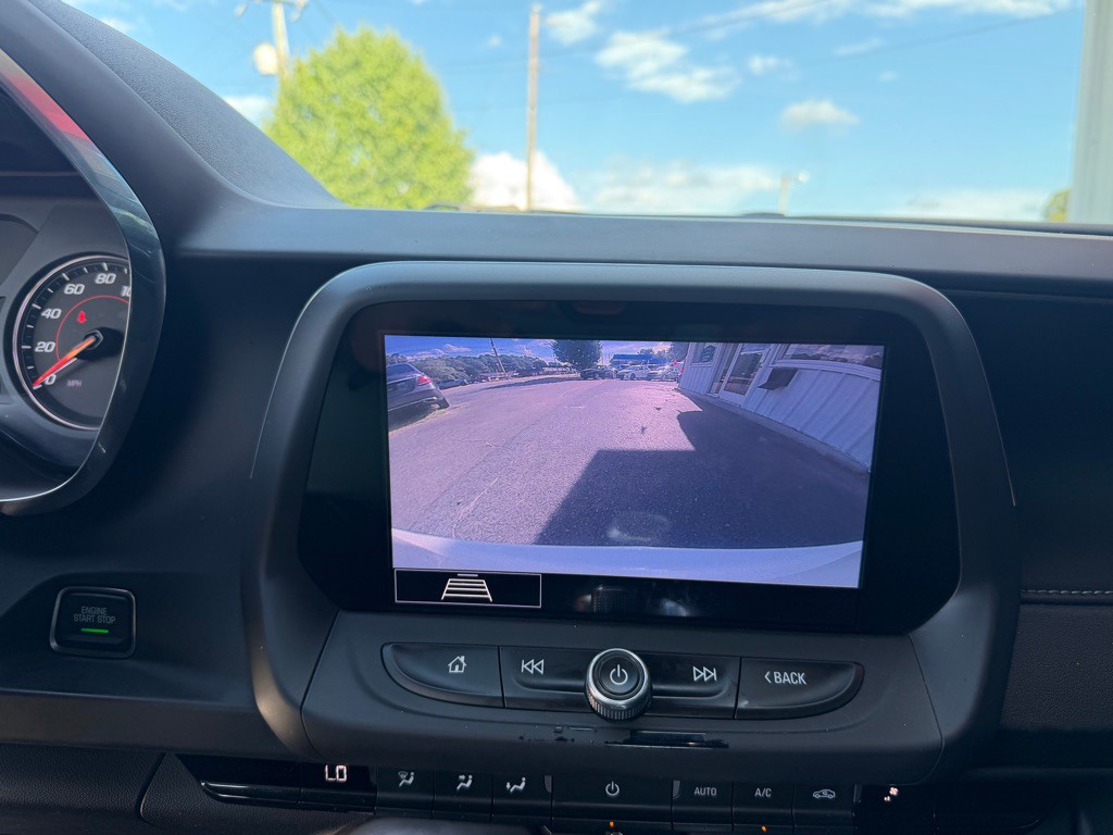 2020 Chevrolet Camaro Image 13
