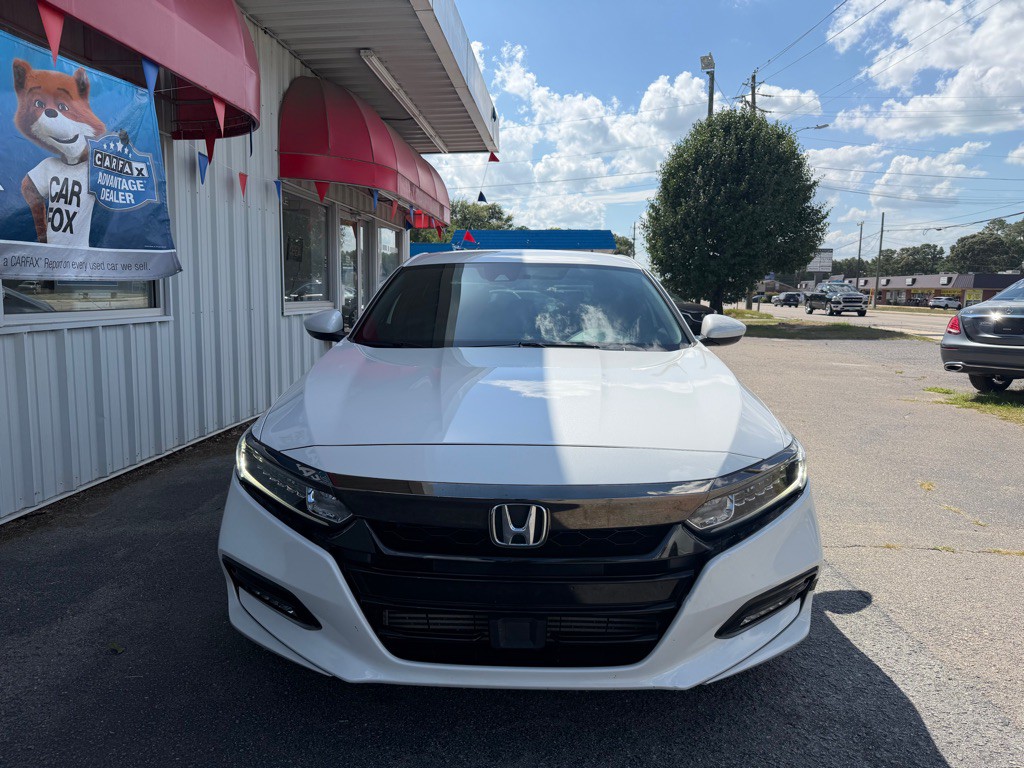 2020 Honda Accord Image 2