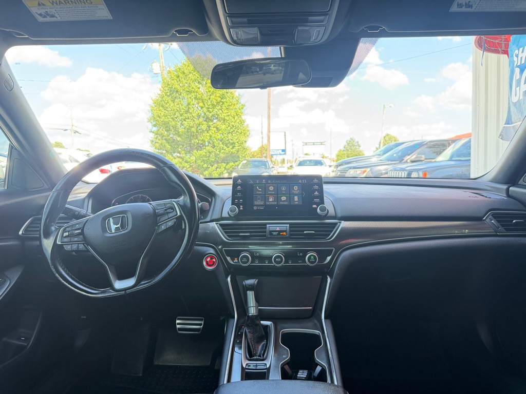 2020 Honda Accord Image 9