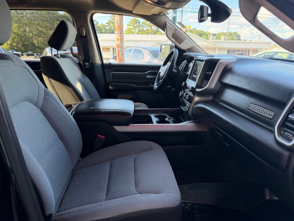 2019 RAM 1500 Image 9