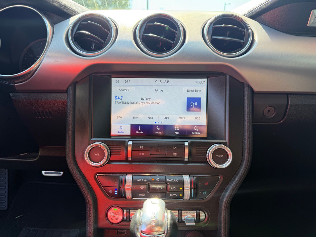 2019 Ford Mustang Image 8