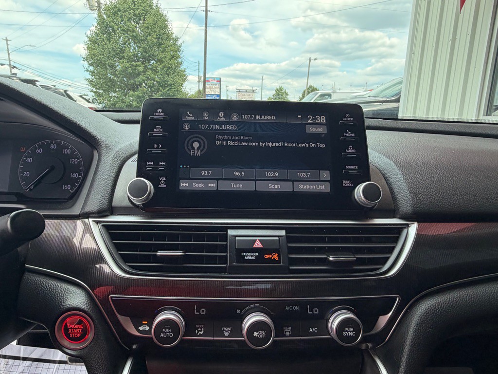 2018 Honda Accord Image 11