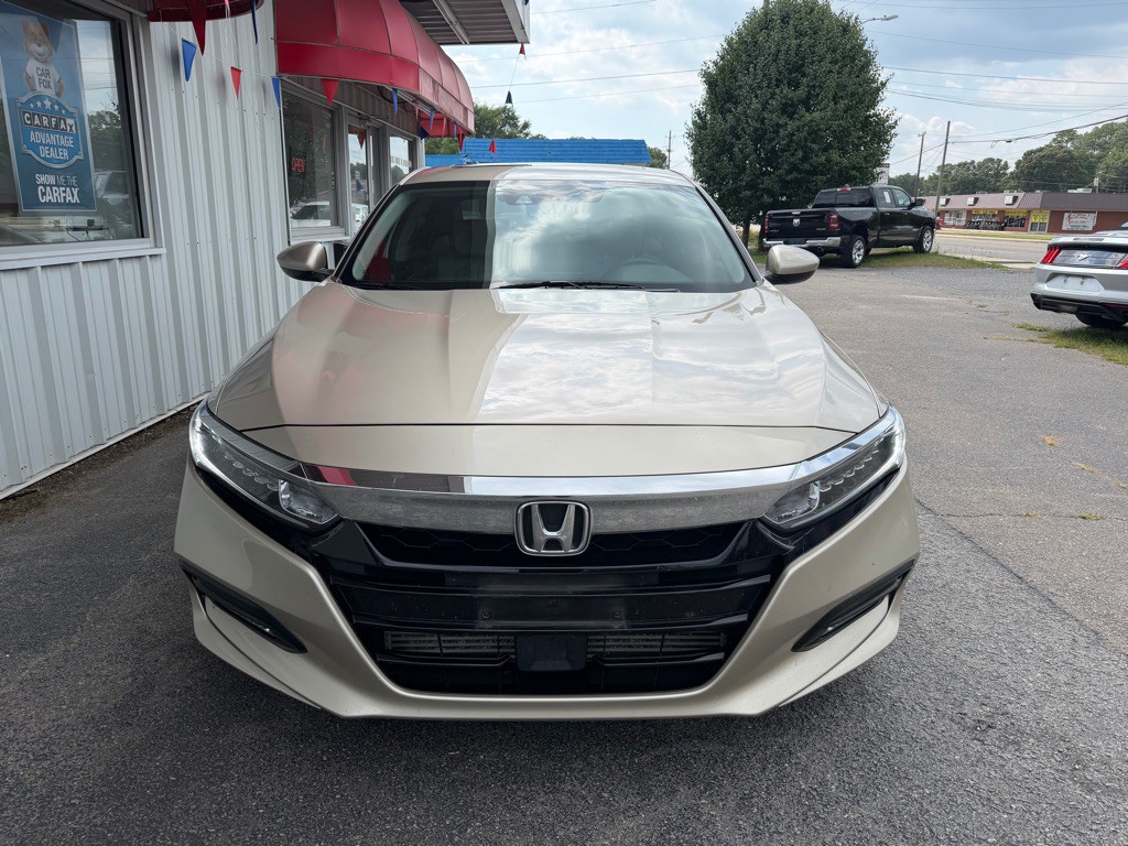 2018 Honda Accord Image 2