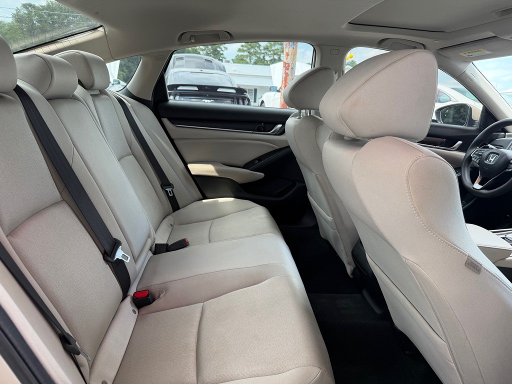2018 Honda Accord Image 8