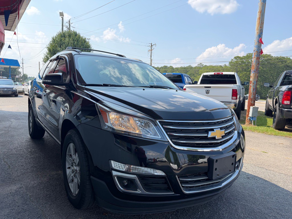 2017 Chevrolet Traverse Image 3