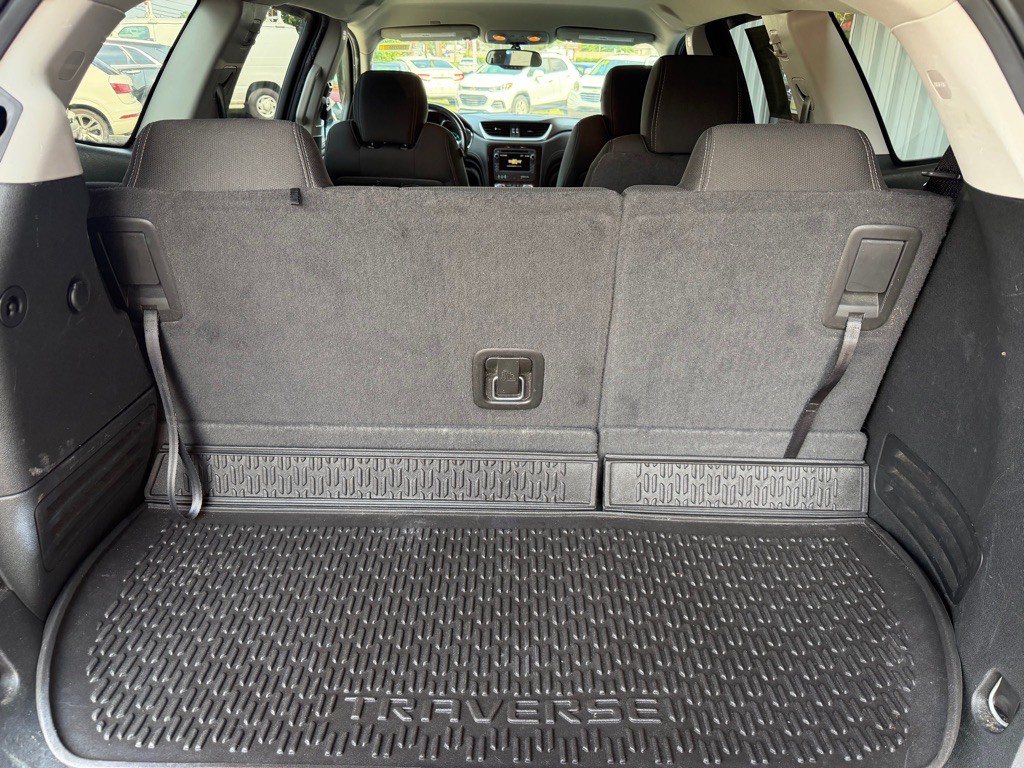 2017 Chevrolet Traverse Image 6