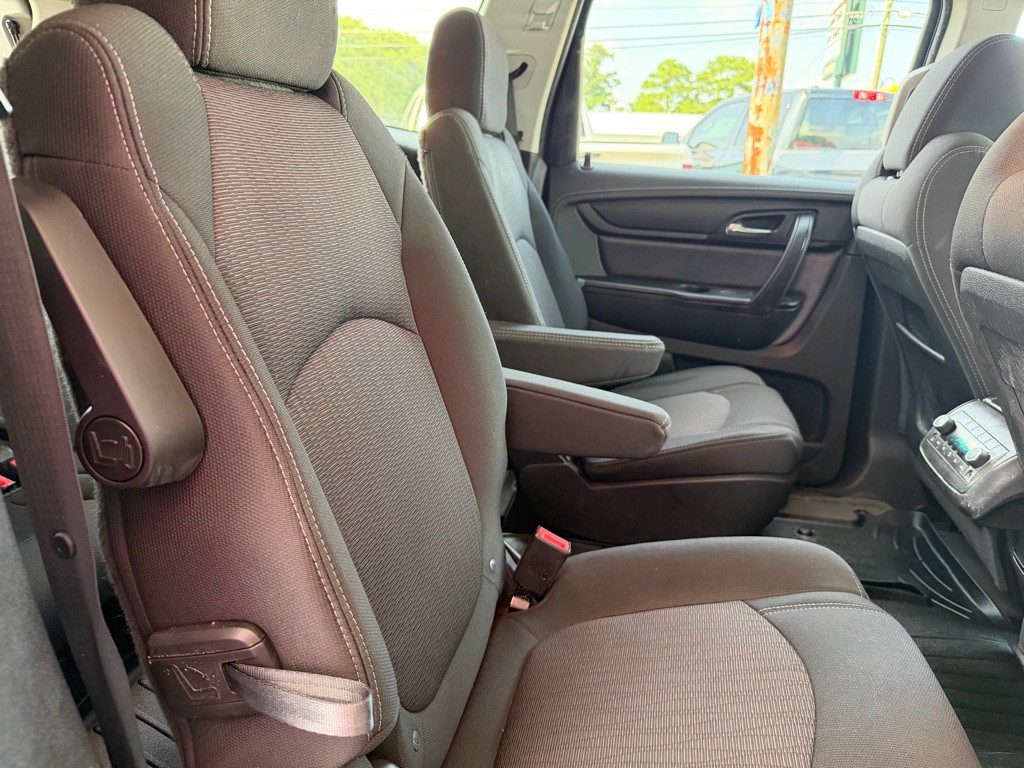 2017 Chevrolet Traverse Image 9