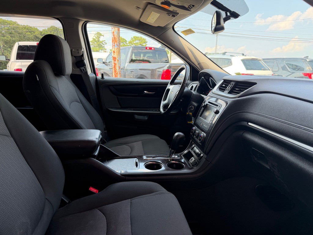 2017 Chevrolet Traverse Image 11