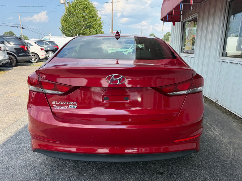 2017 Hyundai Elantra Image 6
