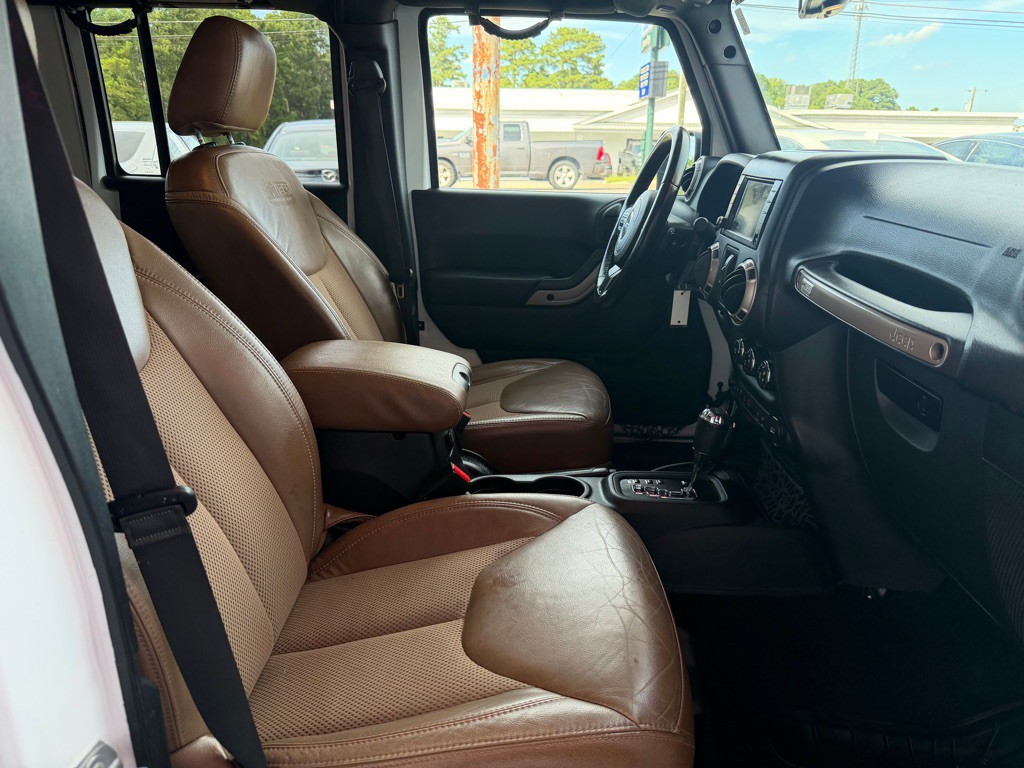 2017 Jeep Wrangler Unlimited Image 9