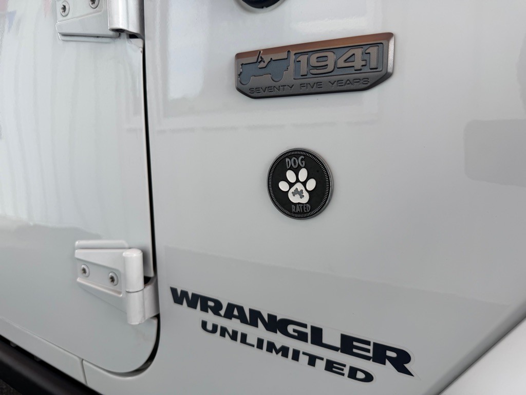 2017 Jeep Wrangler Unlimited Image 10