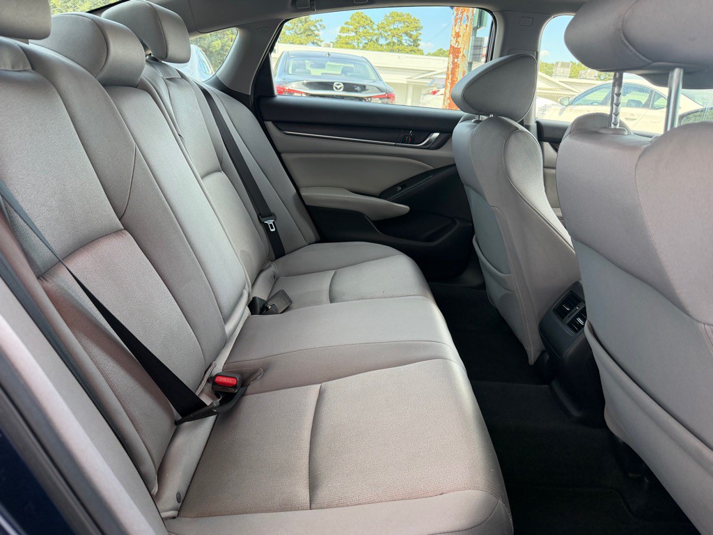 2020 Honda Accord Image 7