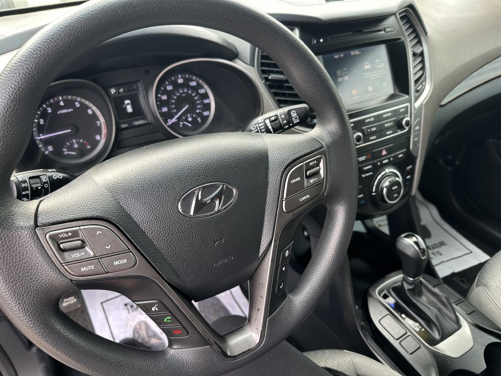 2017 Hyundai Santa Fe Sport Image 12