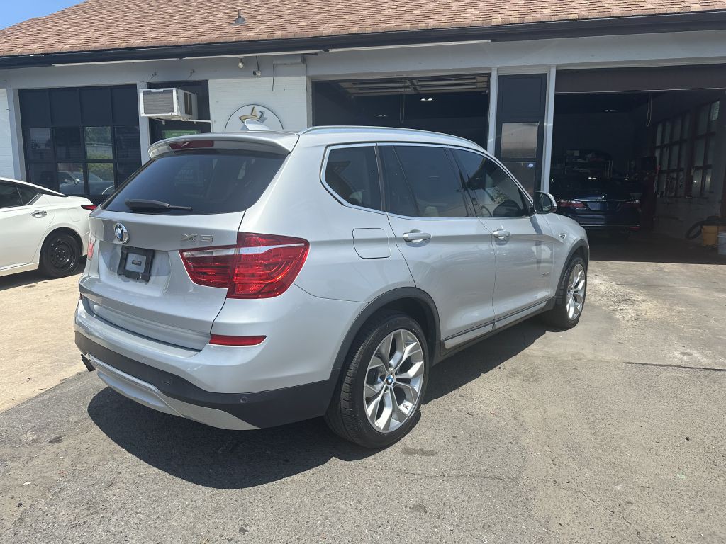 2017 BMW X3 Image 5