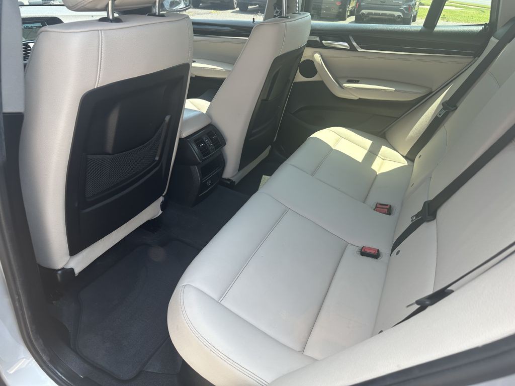 2017 BMW X3 Image 9