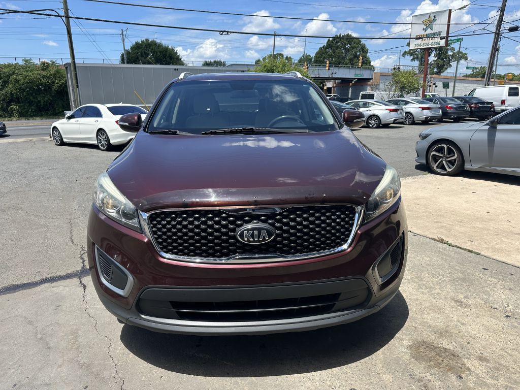 2017 Kia Sorento Image 2