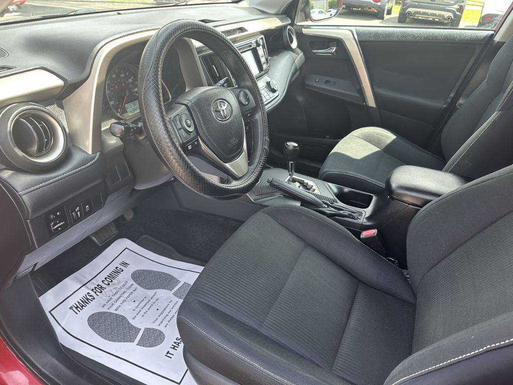2015 Toyota Rav4 Image 11