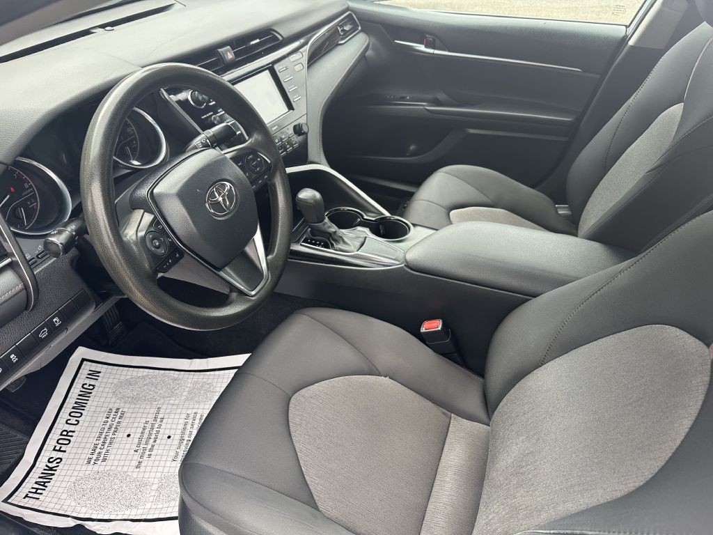 2020 Toyota Camry Image 11