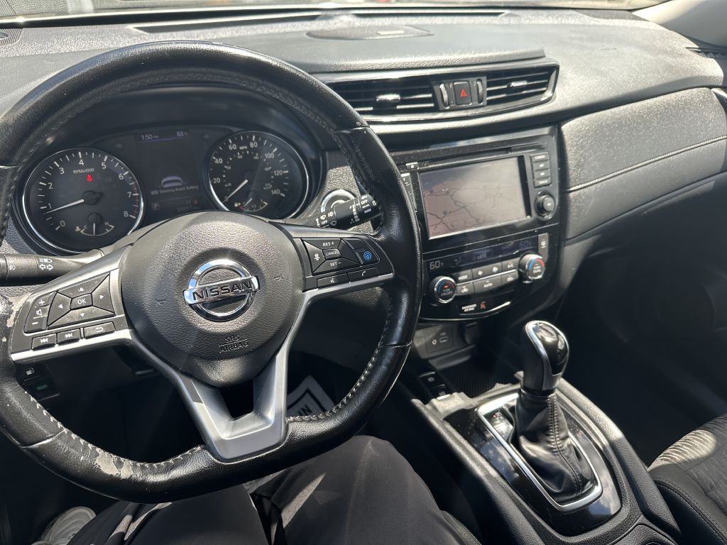 2020 Nissan Rogue Image 12