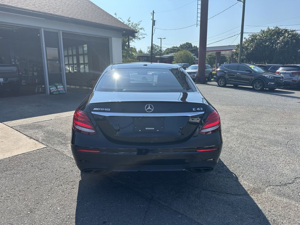 2017 Mercedes-Benz E-Class Image 6