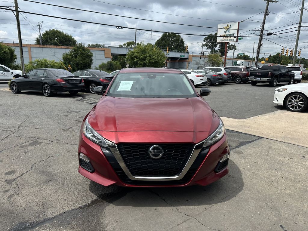 2022 Nissan Altima Image 2