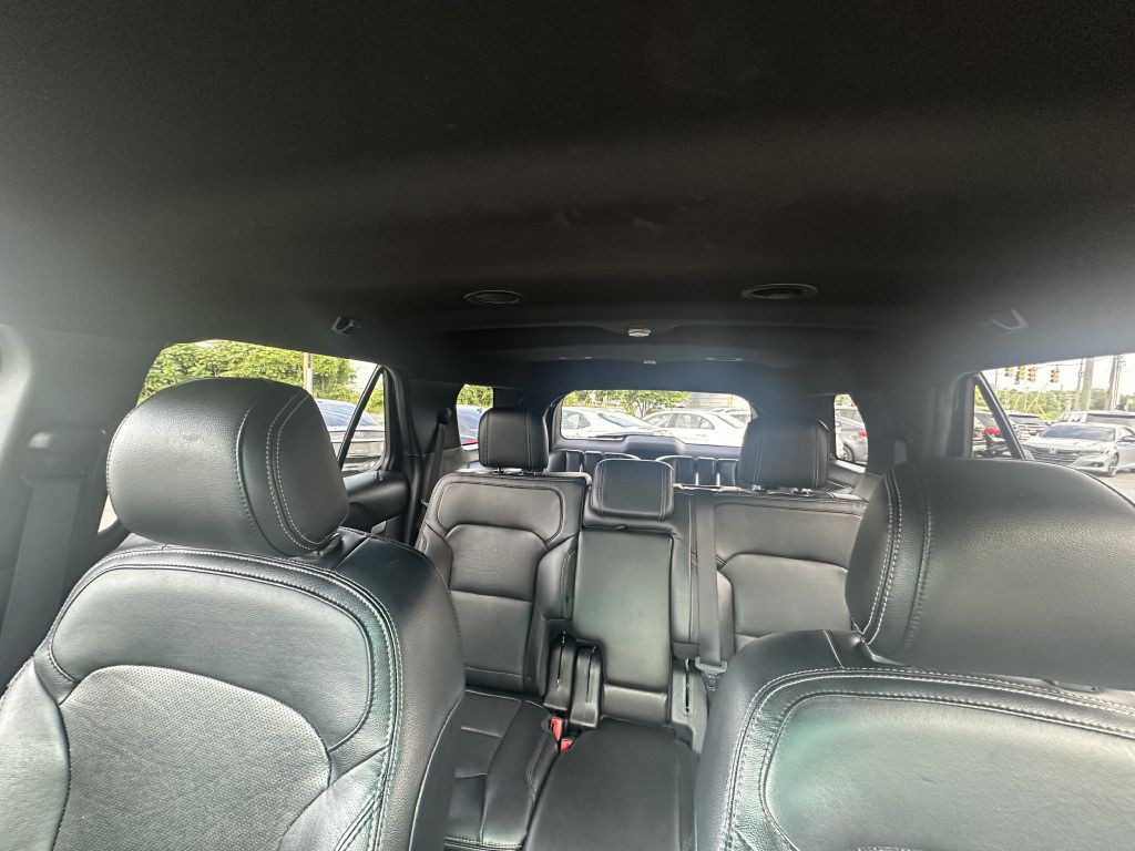 2016 Ford Explorer Image 13