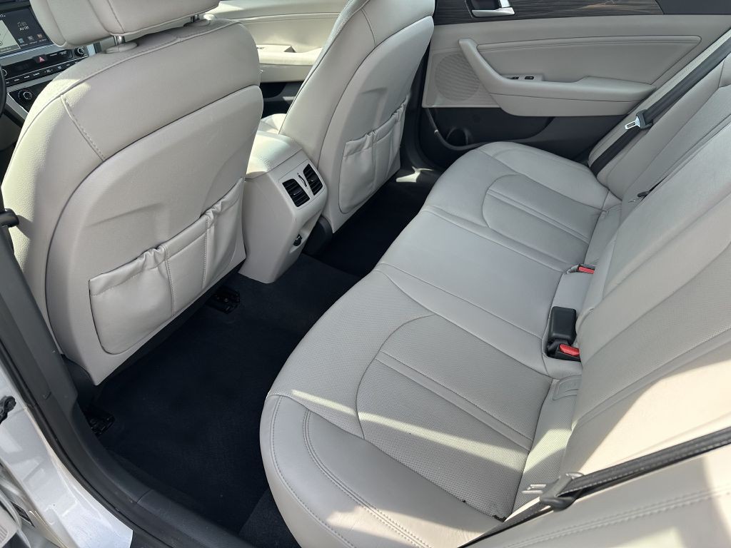 2015 Hyundai Sonata Image 9
