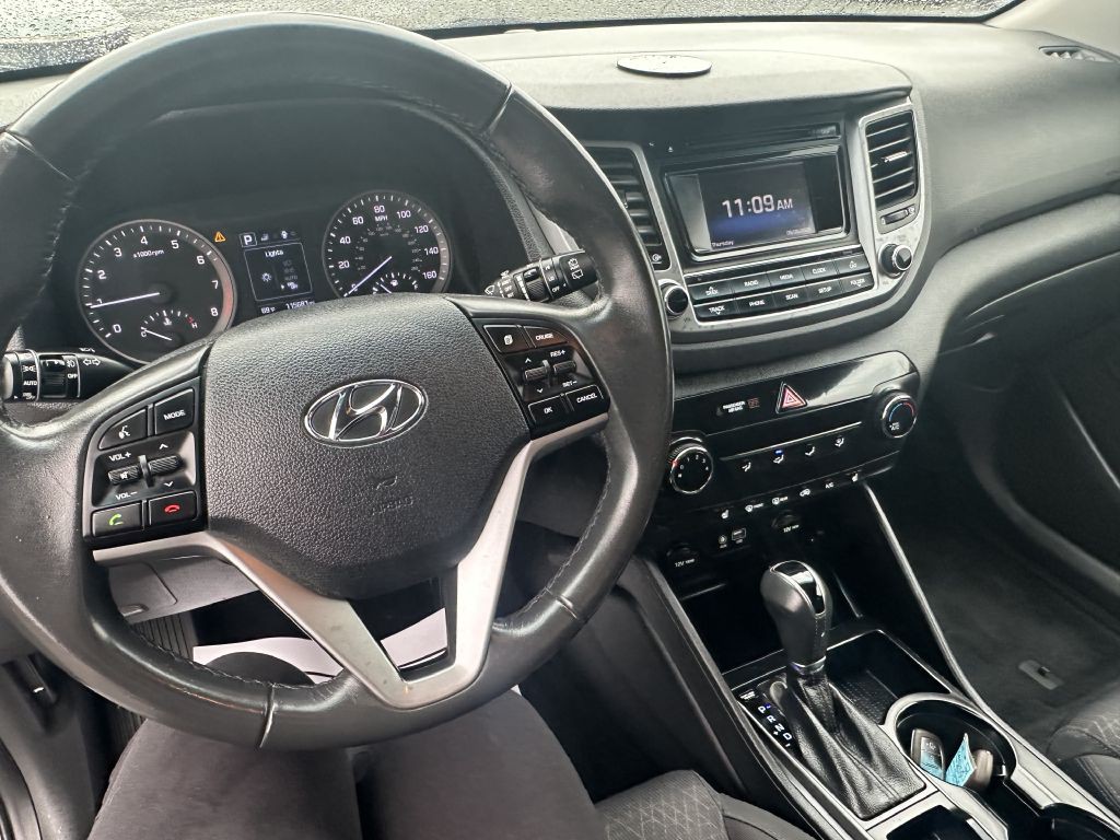 2017 Hyundai Tucson Image 11