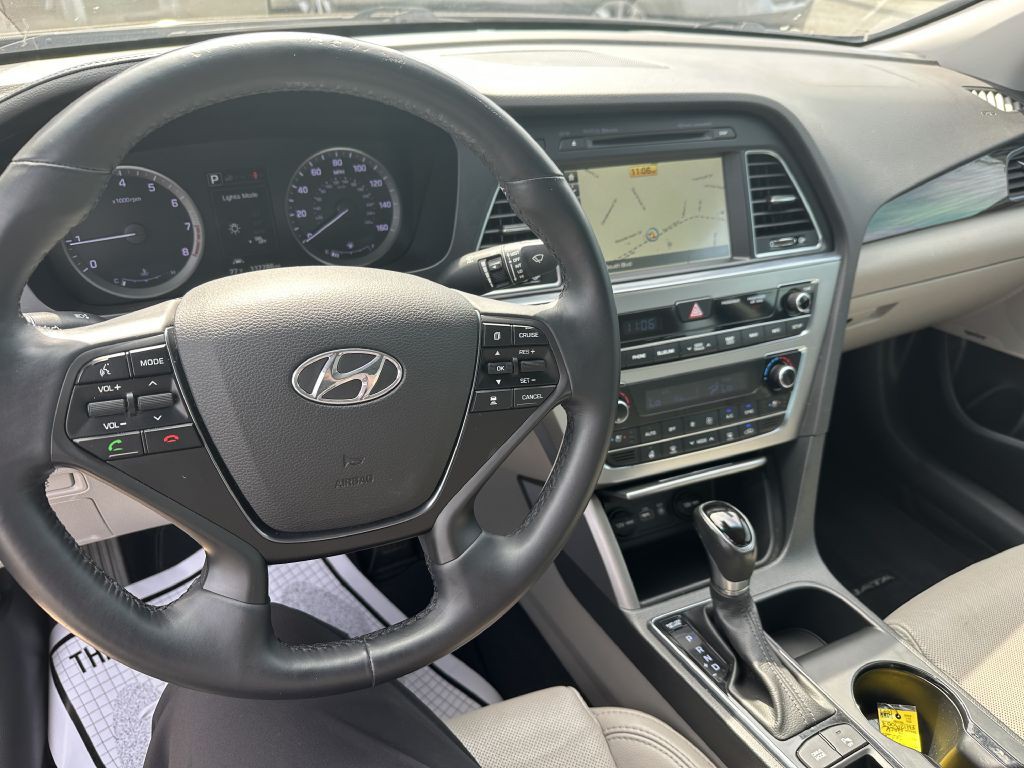 2015 Hyundai Sonata Image 12