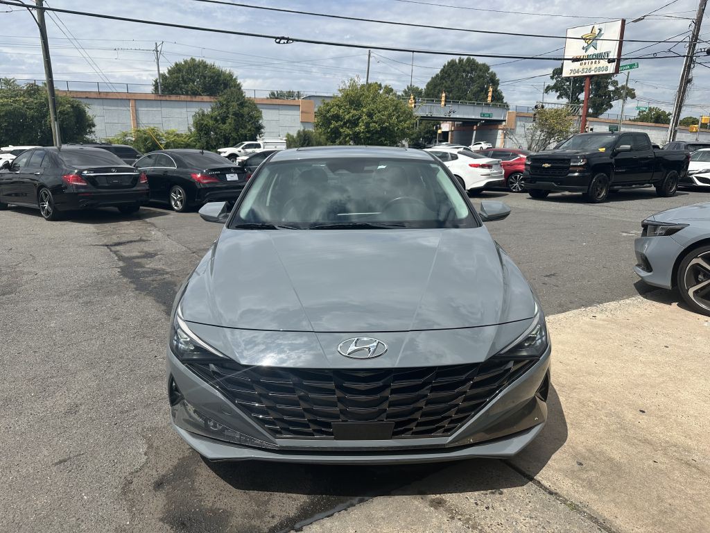 2021 Hyundai Elantra Image 2