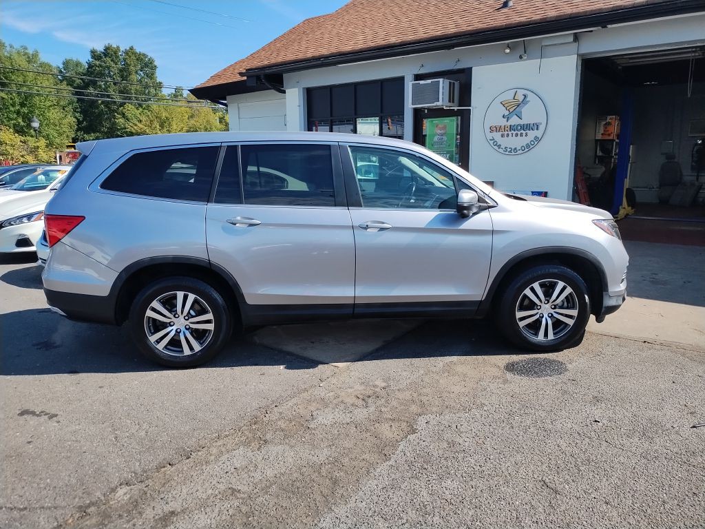 2017 Honda Pilot Image 1