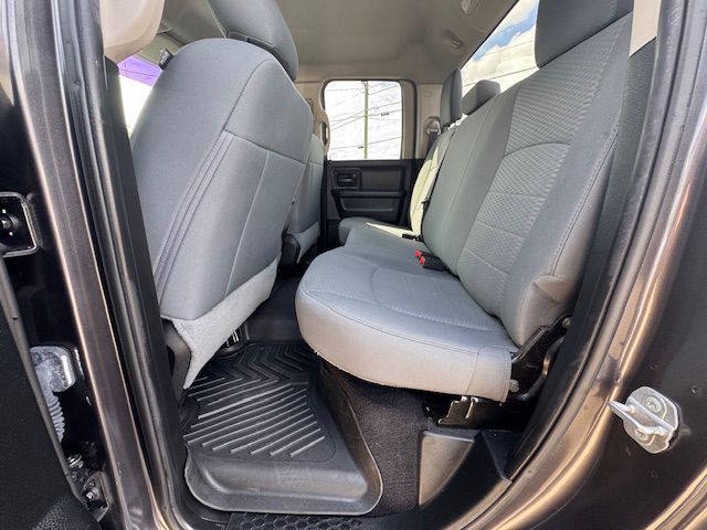 2018 RAM 1500 Image 3