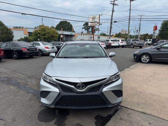 2018 Toyota Camry Image 8