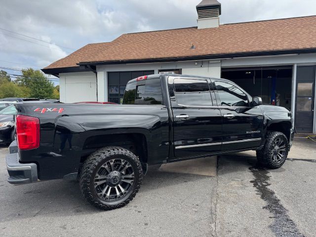 2018 Chevrolet Silverado 1500 Image 7