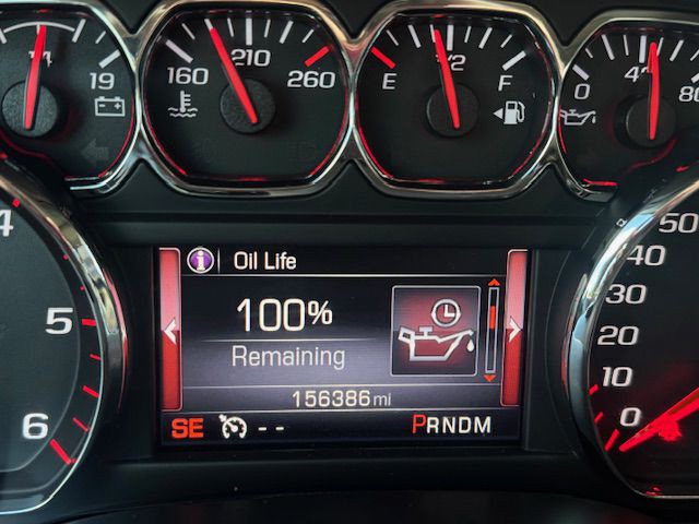 2016 GMC Sierra Image 2