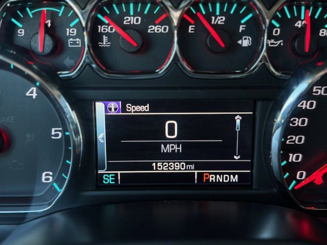 2015 Chevrolet Silverado 1500 Image 2
